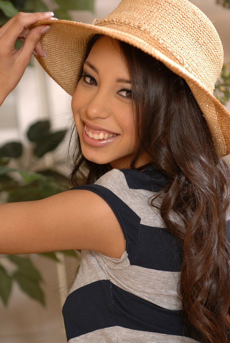 Света, 21 год, 1 размер груди